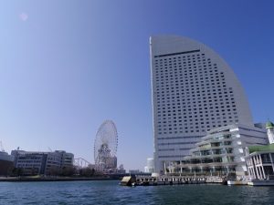 横浜ぷかりさん橋出港の散骨