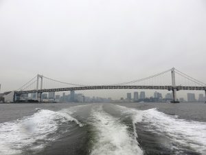 東京海洋散骨とレインボーブリッジ