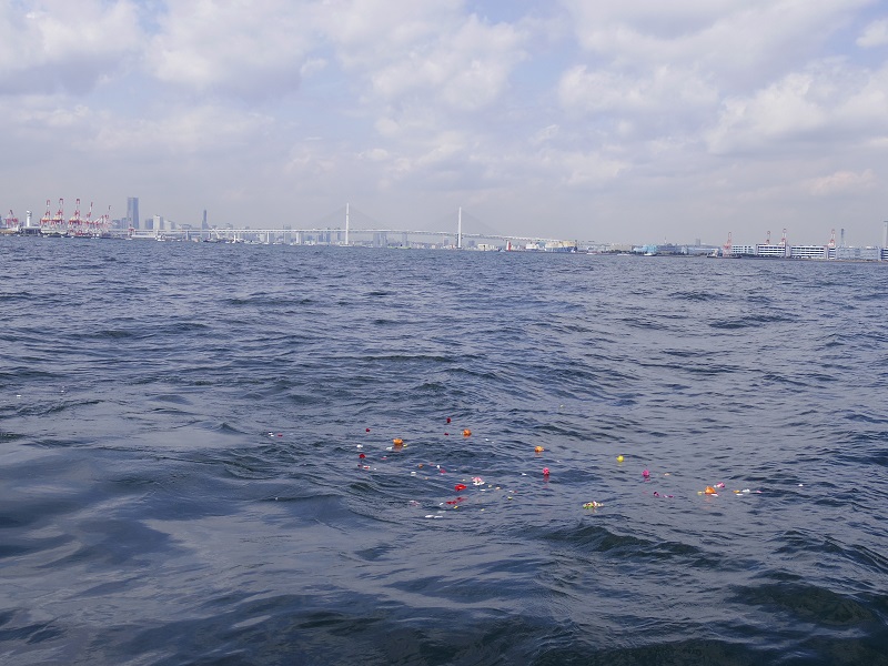 横浜ベイブリッジ散骨