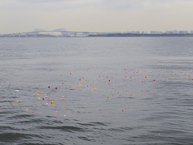 東京ゲートブリッジ沖の海洋散骨